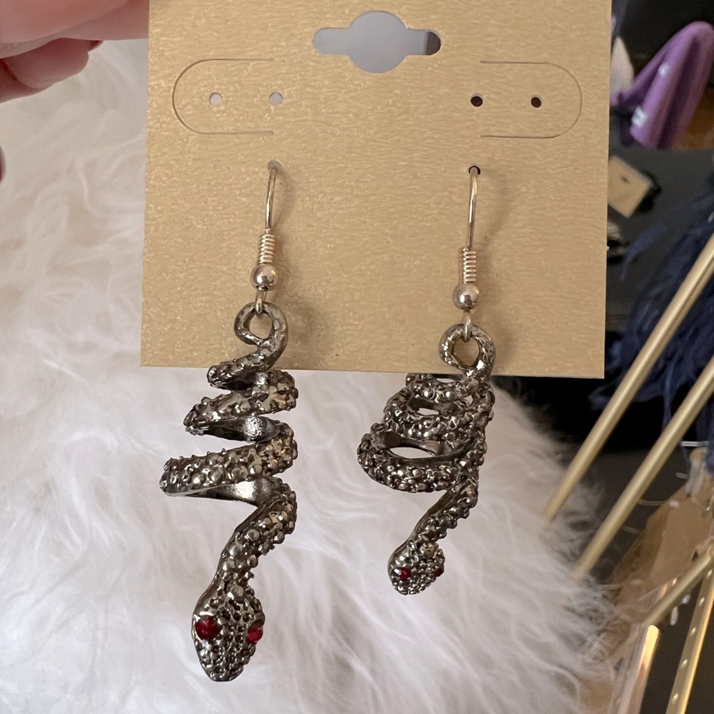 snake earrings - silver tone - red gemstone eyes